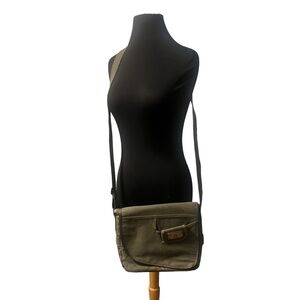 NWOT Triple Tree Army Green‎ Canvas Travel Crossbody Messenger Shoulder Bag
